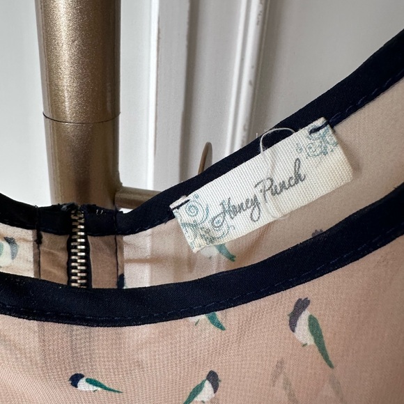 Honey Punch Tan Patterned Tank Top with Black Trim - Picture 4 of 7